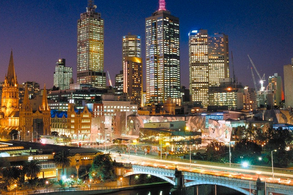 Vistas de Melbourne por la noche
