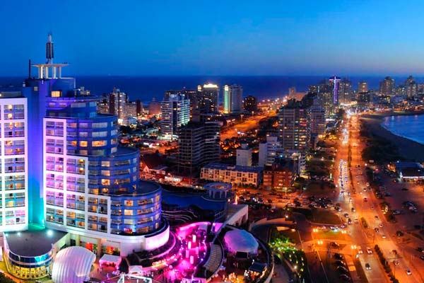 Punta del Este destaca por el lujo y el glamour, especial para los más exigentes para sus viajes