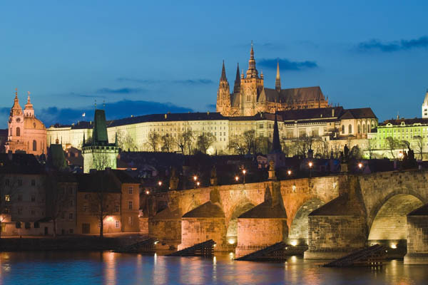 Castillo de Praga visto desde el Río Moldova