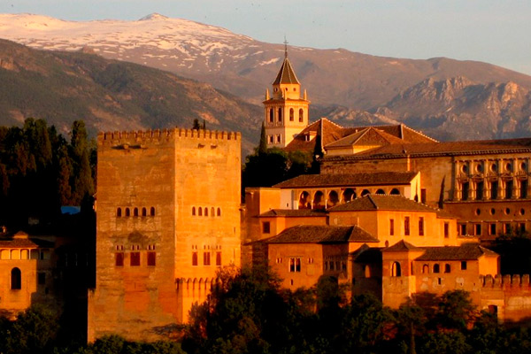 Vistas de la Alhambra al atardecer