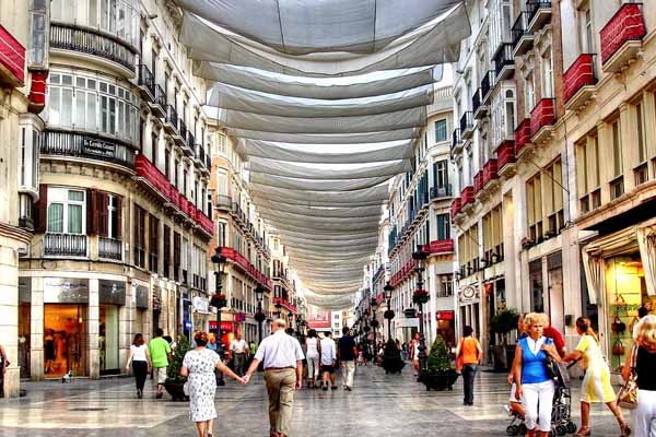 Calle del centro histórico de Málaga, donde encontraremos algunos de sus lugares más turísticos