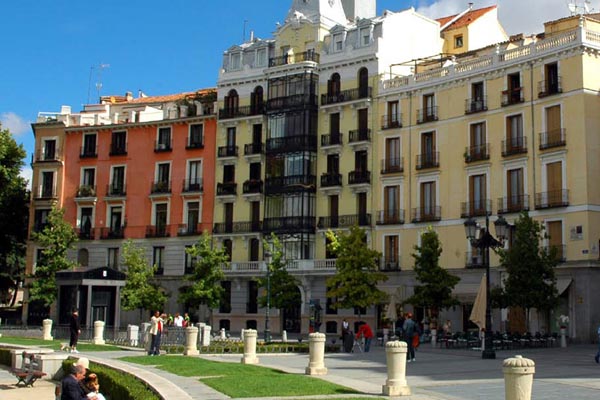 Edificios del Madrid de los Austrias, donde puedes encontrar apartamentos vacacionales