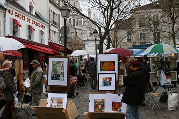 Exposición de pinturas en la Plaza de Montmartre