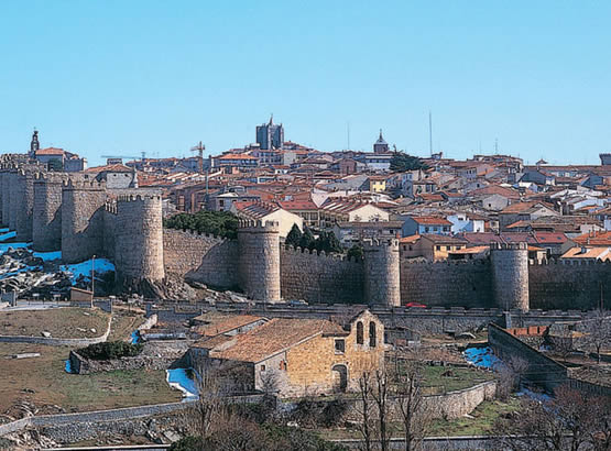 Vista de la muralla de Ávila