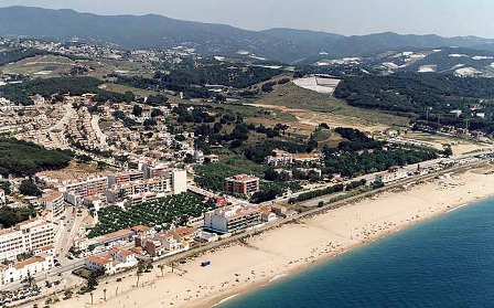 Vista aérea de la playa de canet de mar