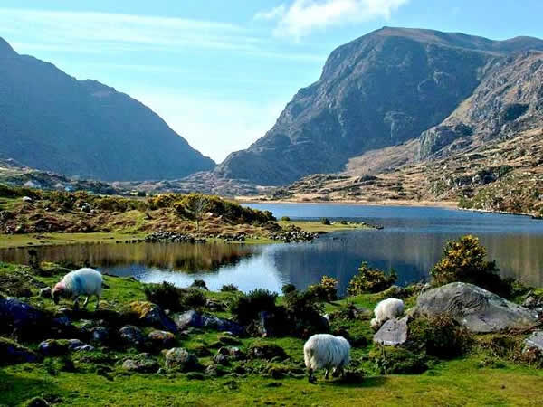 Lago en Irlanda