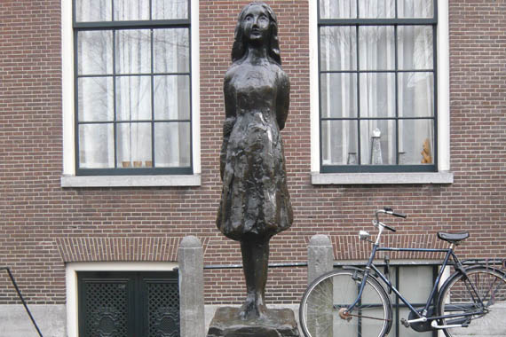 Estatua de Ana Frank