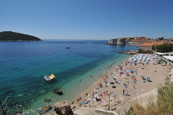 Playa de Banje, de las más famosas de Dubrovnik