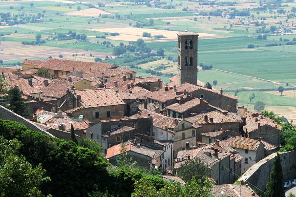 Cortona es una de las poblaciones más antiguas de Italia