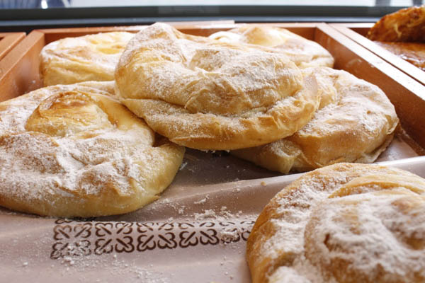 La ensaimada destaca entre los platos típicos dulces