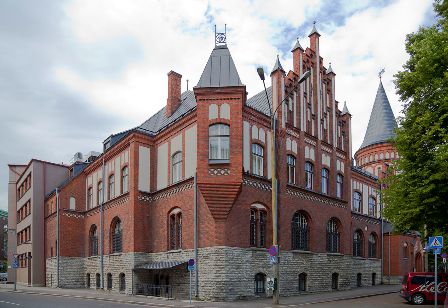 Edificación típica en Tallin