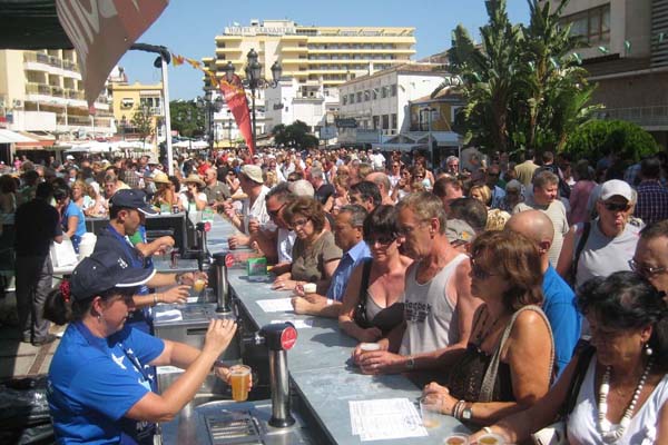 Es importante reservar alojamiento para la Feria de Torremolinos con tiempo