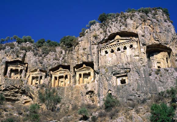 Ruinas arqueológicas en plena montaña