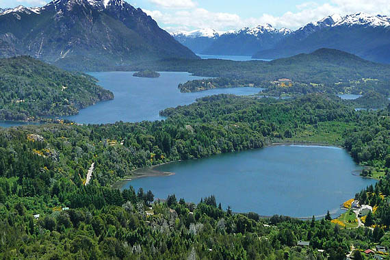 Los siete lagos de Argentina cerca de Bariloche